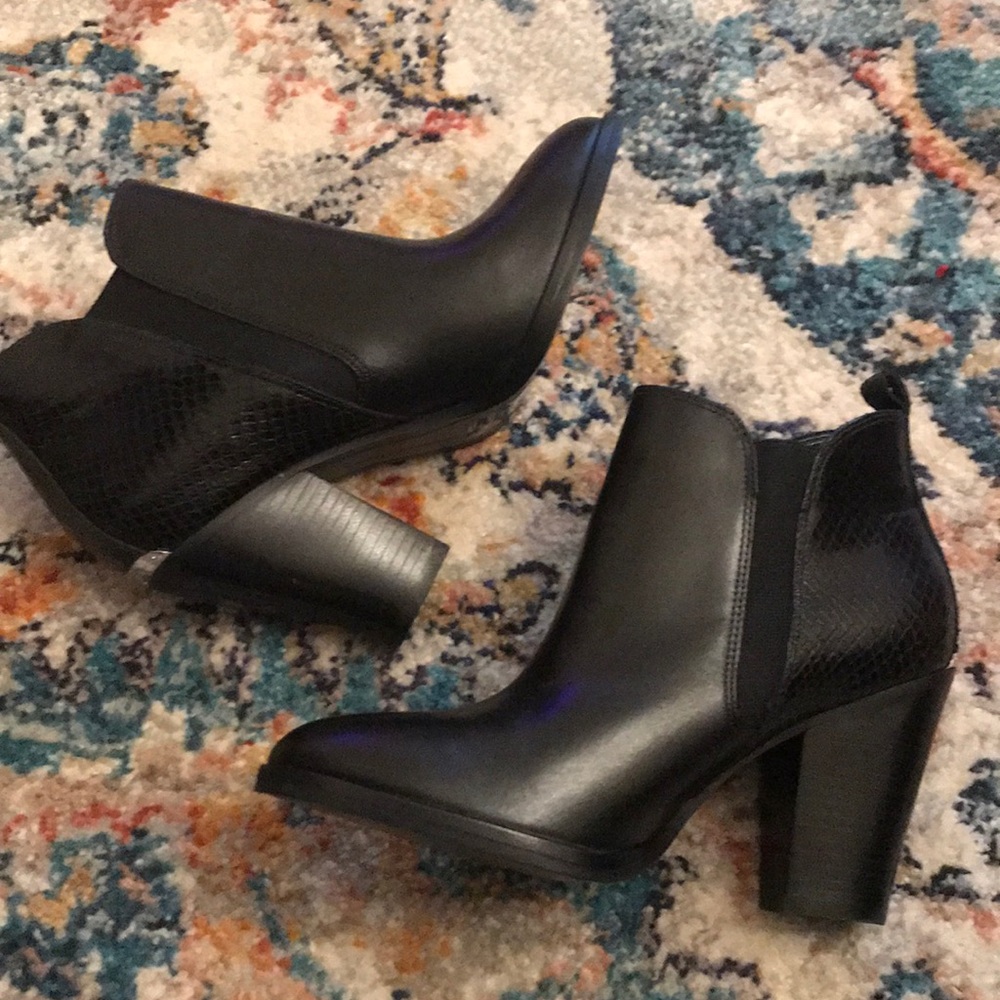 Michael Kors Black Textured Ankle Boots